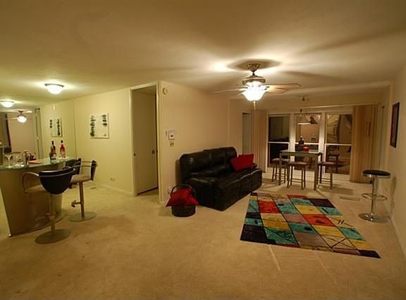 5th image of 4444 N Knoxville Ave #504-505