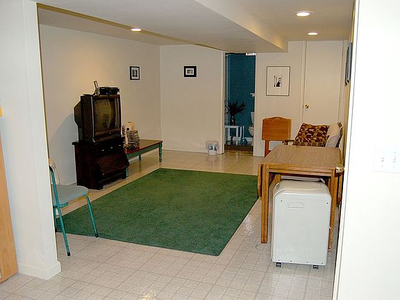 4th image of 39139 Lea Ct