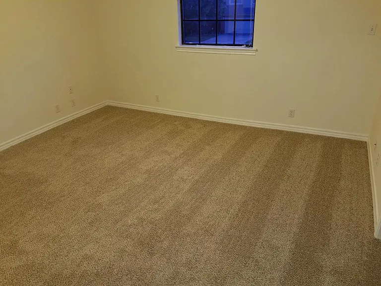 1805 Sharon Dr — Photo 10