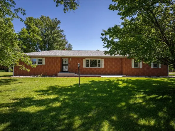 404 South St, Gillespie, IL 62033