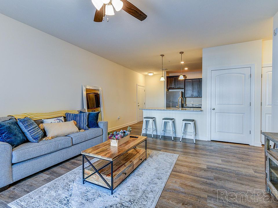 4275 Valley St Enola, PA Zillow Apartments for Rent in Enola