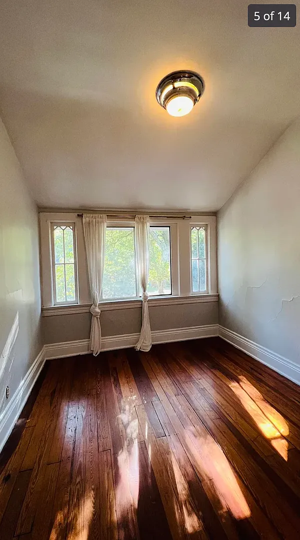 445 Davidson Court — Photo 3