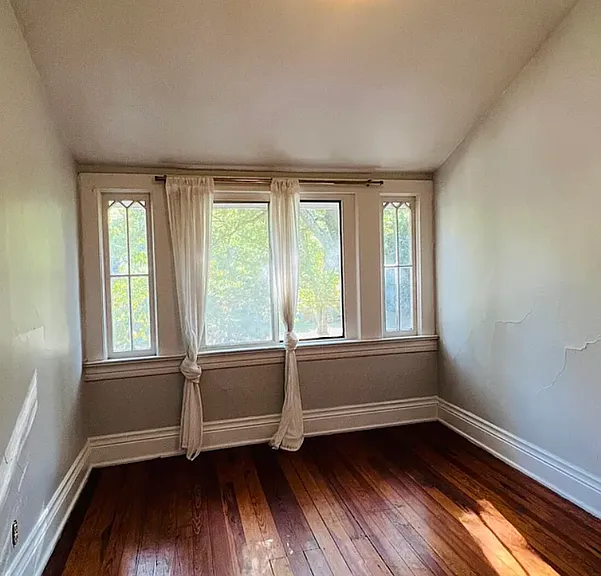 445 Davidson Ct — Photo 3