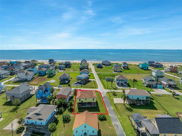 2019 Vista Dr, Crystal Beach, TX 77650