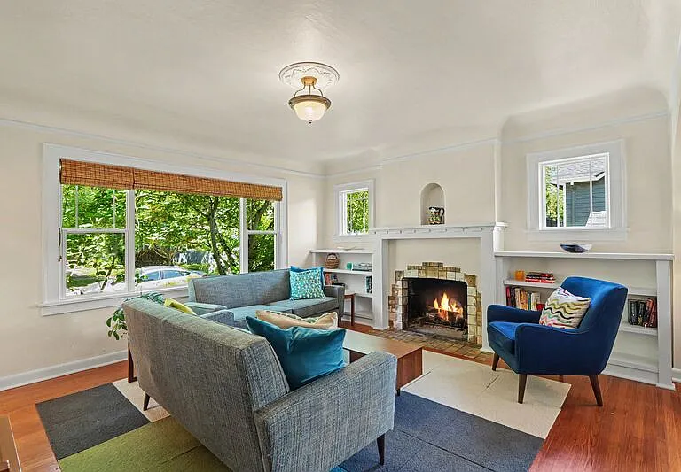 351 NW 84th St — Photo 3