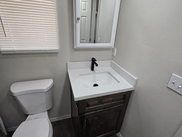 403 S Leroux St — Photo 8