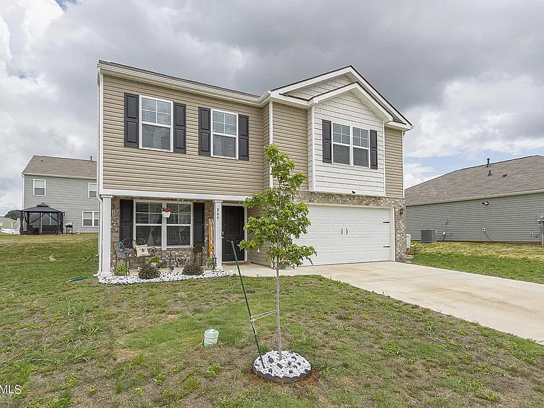 864 Greene Meadow Dr — Photo 2