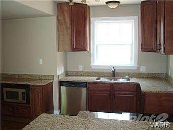 4th image of 119 N Holmes Ave