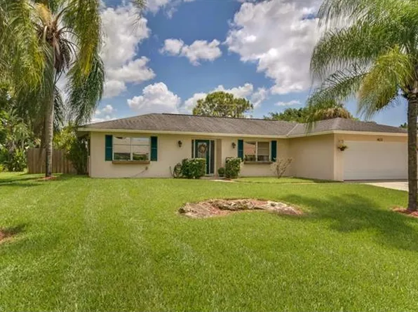 4572 25th Ct SW, Naples, FL 34116