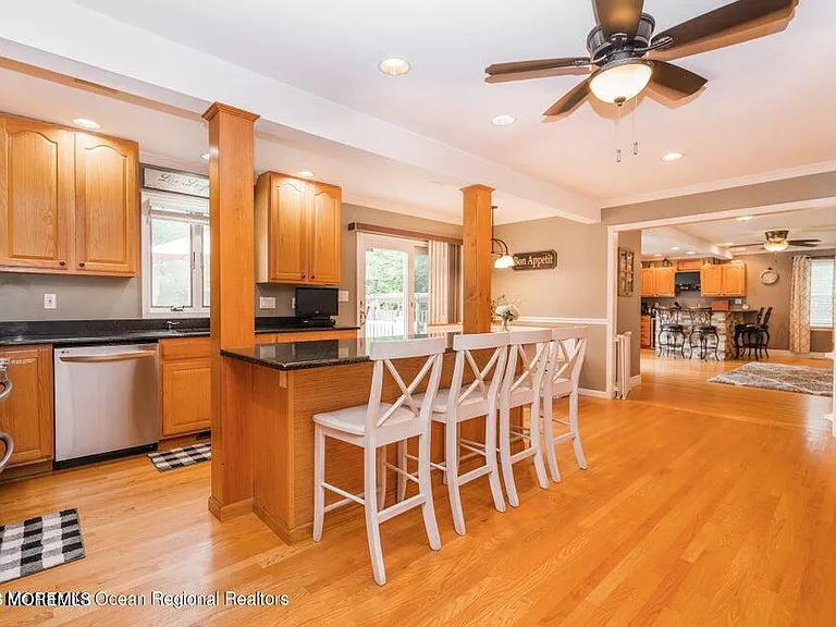 1 Kari Ct — Photo 24