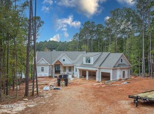 1791 Parrotts Pointe Rd, Greensboro, GA 30642