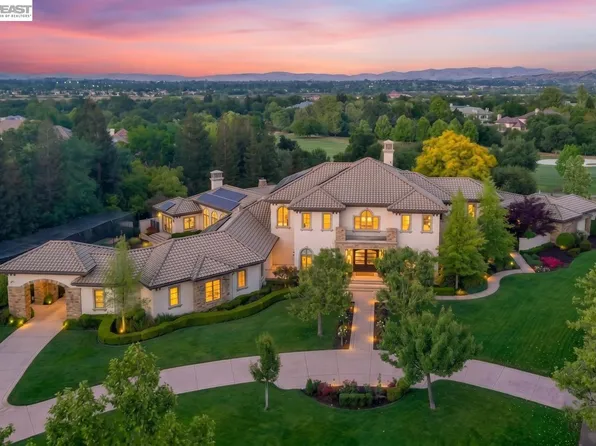 2794 W Ruby Hill Dr, Pleasanton, CA 94566