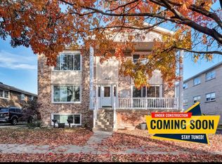 4621 Raymond Ave #2S, Brookfield, IL 60513