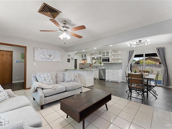 4th image of 1412 Oriole Ct