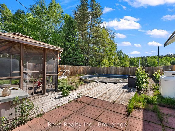 3rd image of 38 Boulter Lake Rd