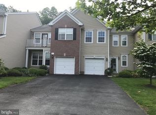 28 Normandy Dr #1703, Princeton Junction, NJ 08550