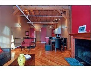 2nd image of 5235 N Ravenswood Ave APT 19