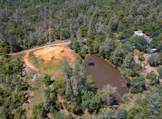 15517 Millie Dr, Redding, CA 96001