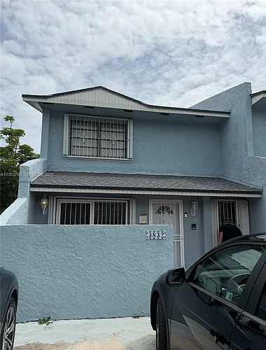 3832 SW 107th Ave #1-3 Photo 1