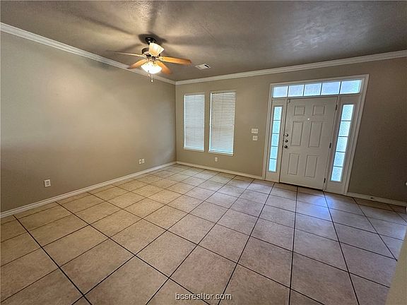 5th image of 122 Forest Dr