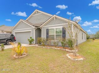 11589 Carson Lake Dr, Jacksonville, FL 32221