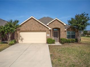 6200 Granite Creek Dr, Fort Worth, TX 76179