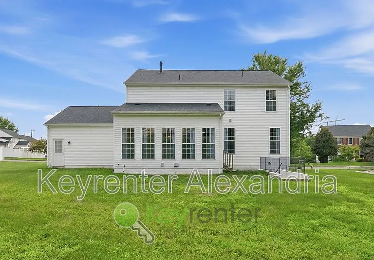 17753 Avenel Ln — Photo 28