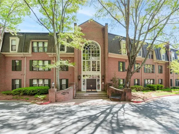 24307 Plantation Dr NE, Atlanta, GA