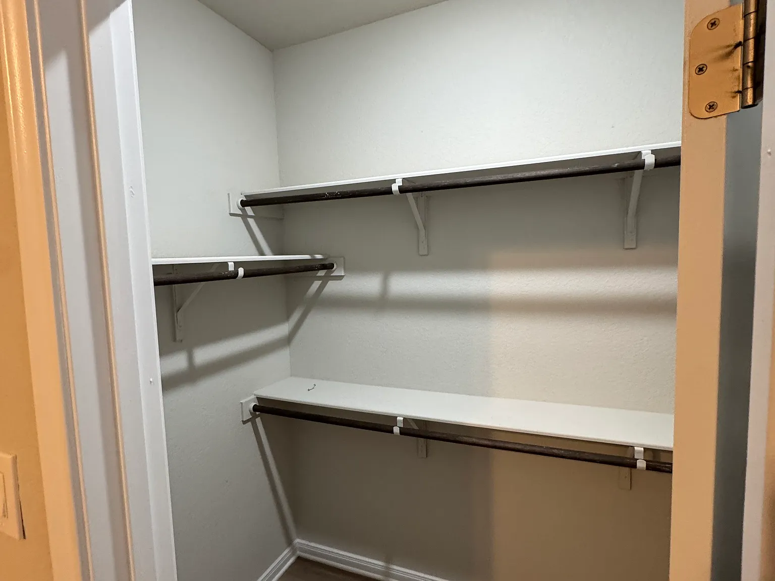 3 bed, 1347 sqft, $1,595 — Photo 3