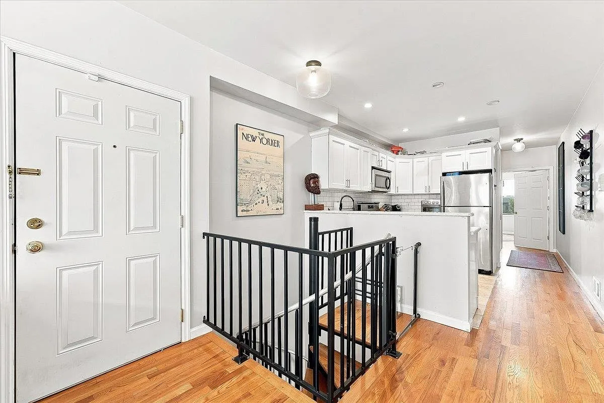 2 bed, 2.0 bath, 1000 sqft, $3,250 — Photo 4