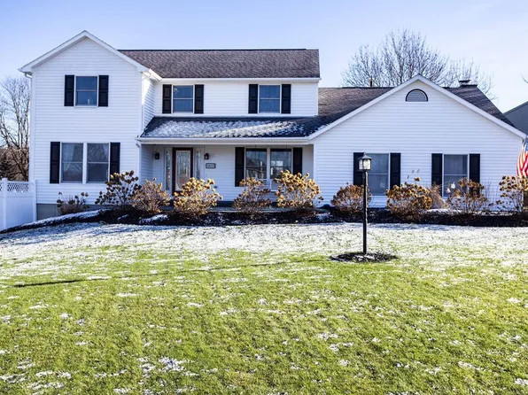 5833 Butterfly Cir, East Syracuse, NY 13057