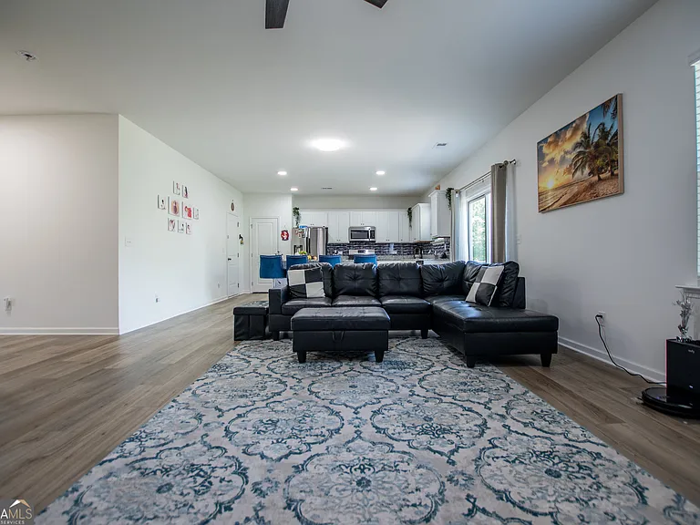194 Rivulet Dr — Photo 29