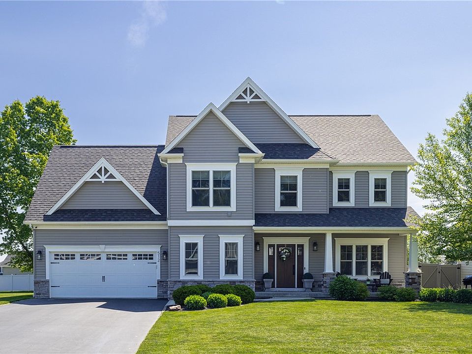 1st image of 512 Whistlers Cove Ln