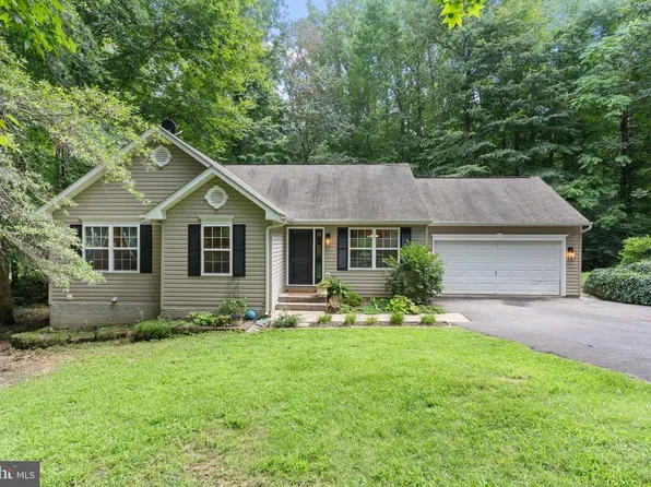9355 Inaugural Dr, King George, VA 22485