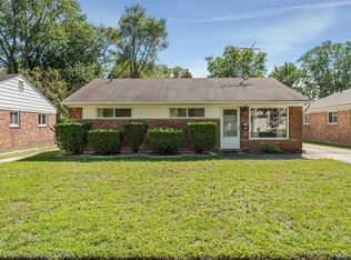 341 W Farnum Ave, Madison Heights, MI 48071