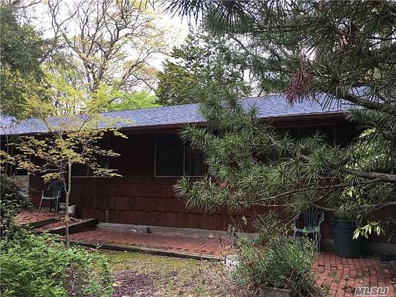 2nd image of 34 Village Hill Dr