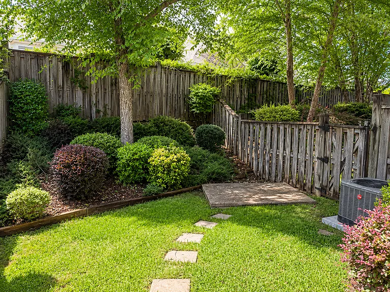 212 Jefferson Pl — Photo 15