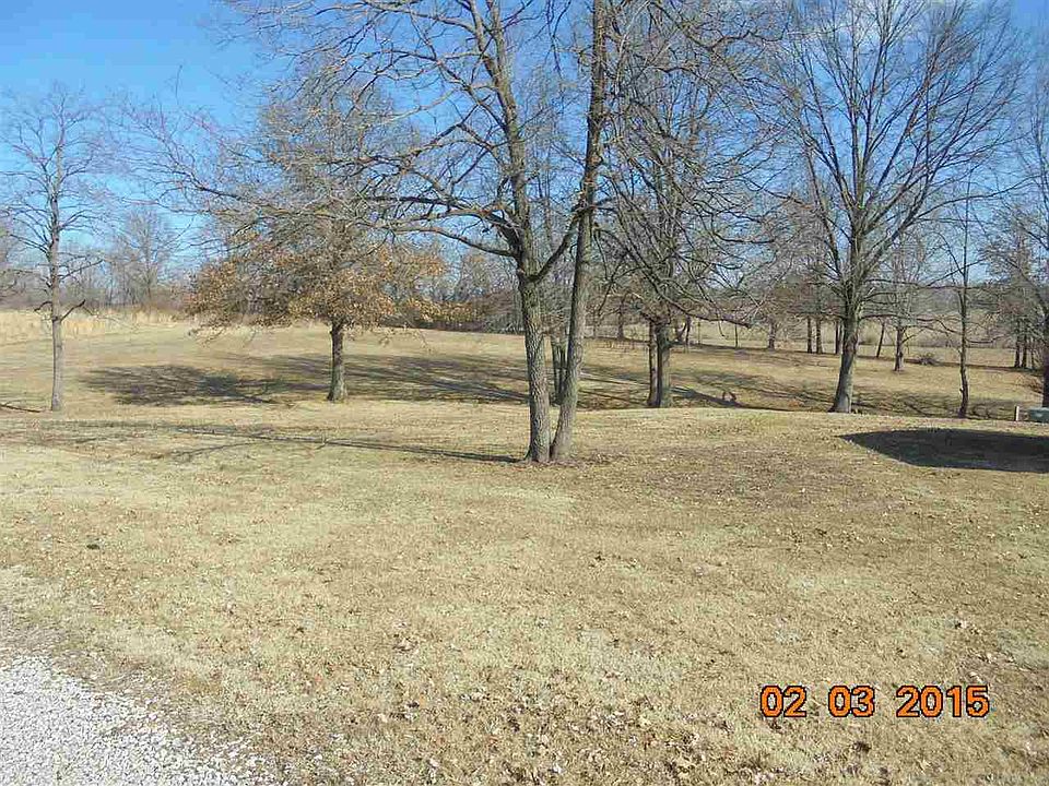 2nd image of 104 S Watkins