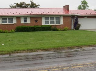 41 Mickey Rd, Shelby, OH 44875