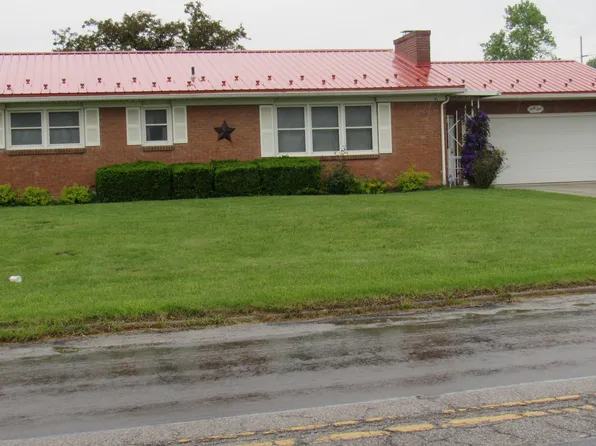 41 Mickey Rd, Shelby, OH 44875