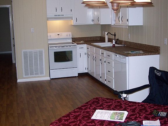5th image of 6210 Sunnyside Dr