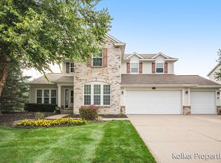 3447 Mason Ridge Dr NE, Grand Rapids, MI 49525