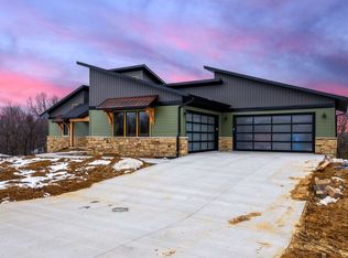 2121 129th Avenue Ct, Milan, IL 61264