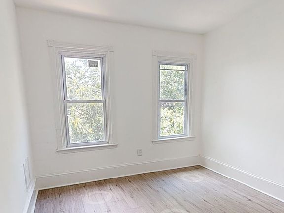 5th image of 433 W Bringhurst St Floor 3