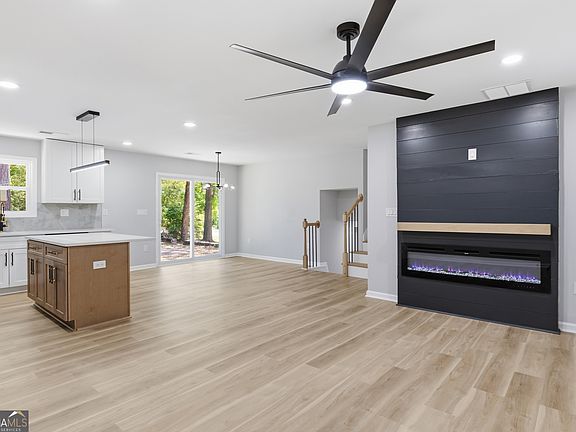 4th image of 6408 Veracruse Dr