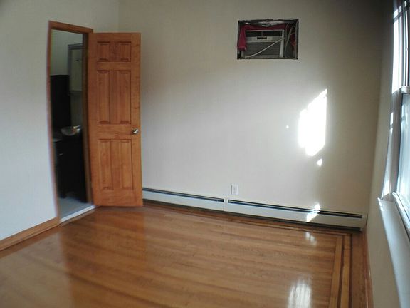 4th image of 85-3 60th Ave