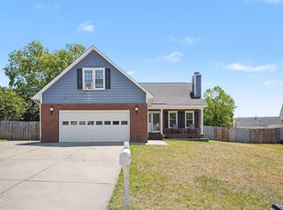 2805 Franzia Dr, Fayetteville, NC 28306
