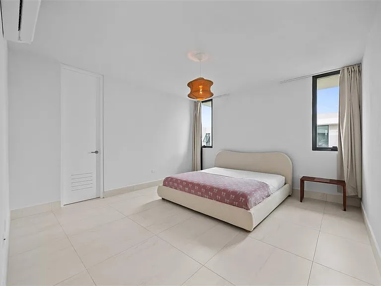 135 Salonga St — Photo 34