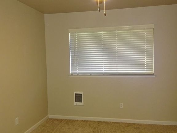 5th image of 2941 Marconi Ave #22