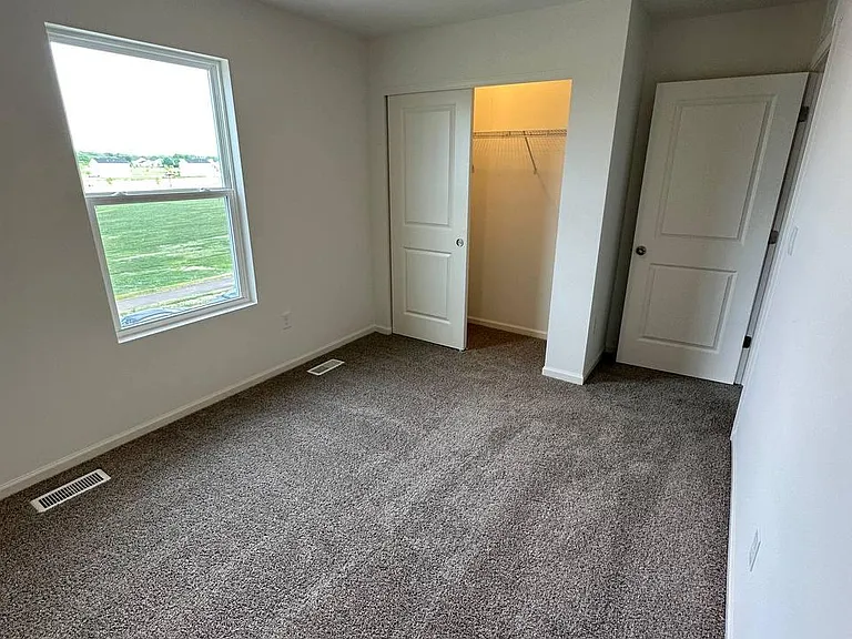 870 Briar Glen Ct — Photo 13